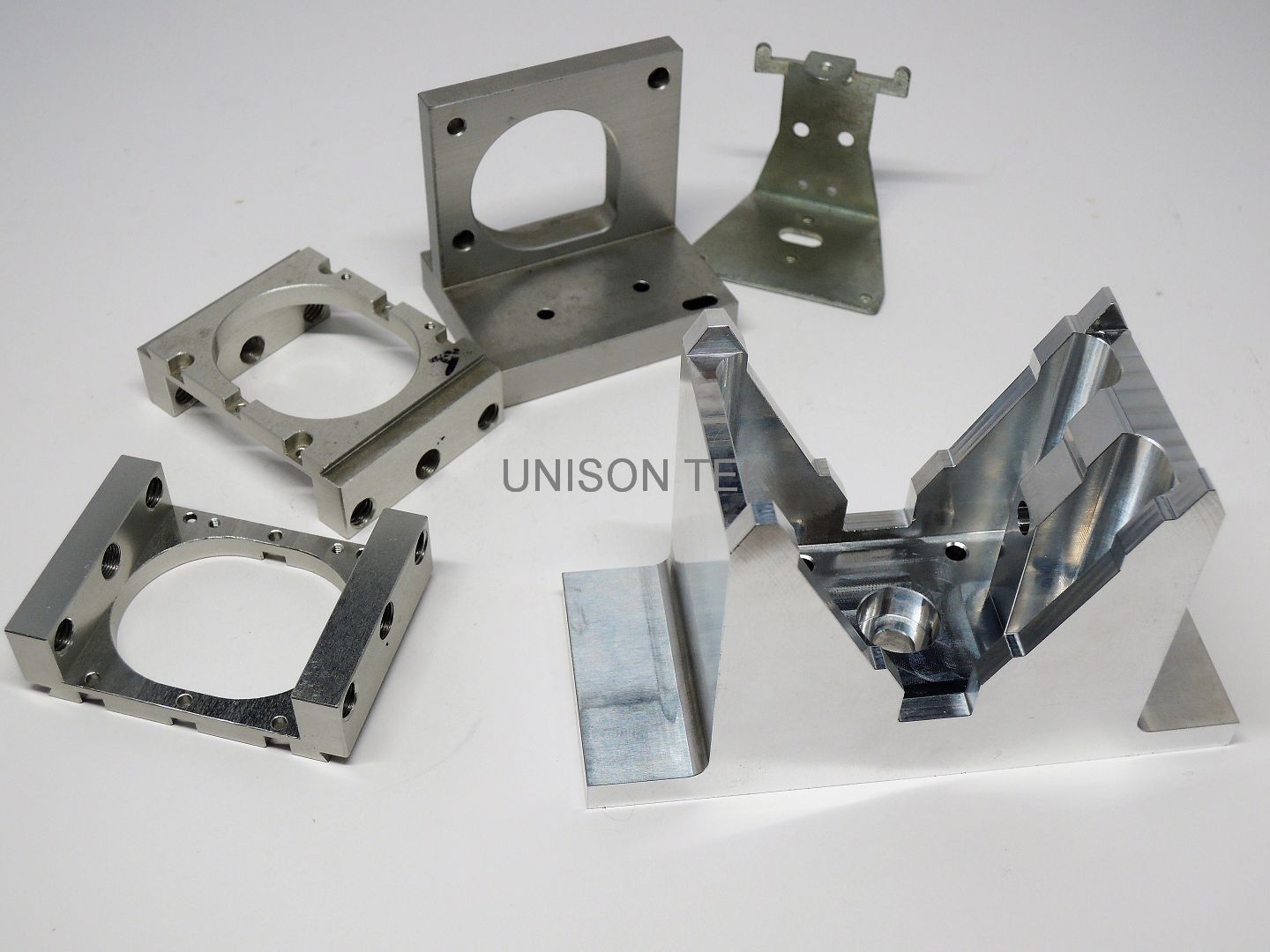 Unisontek CNC Precision Metal Parts 108