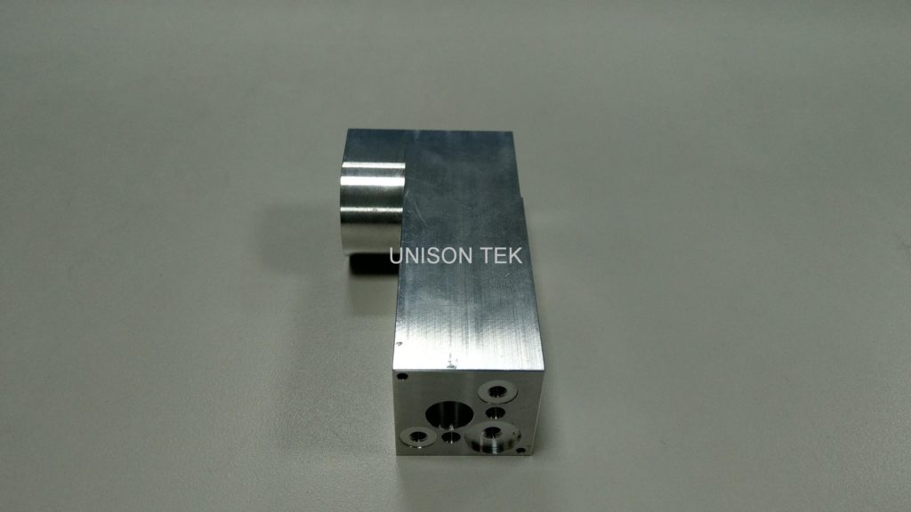 precision cnc milling metal parts 060